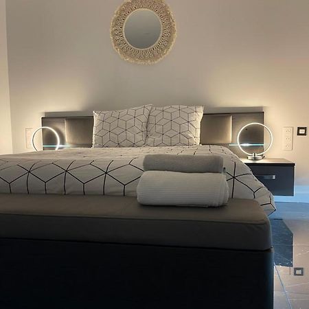 Appartement Hors Du Commun Avec Son Jacuzzi ซาลีส์-เดอ-เบอาร์น ภายนอก รูปภาพ
