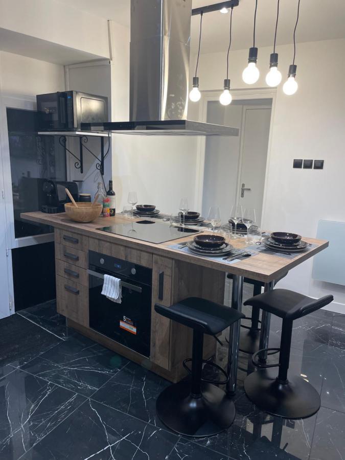 Appartement Hors Du Commun Avec Son Jacuzzi ซาลีส์-เดอ-เบอาร์น ภายนอก รูปภาพ