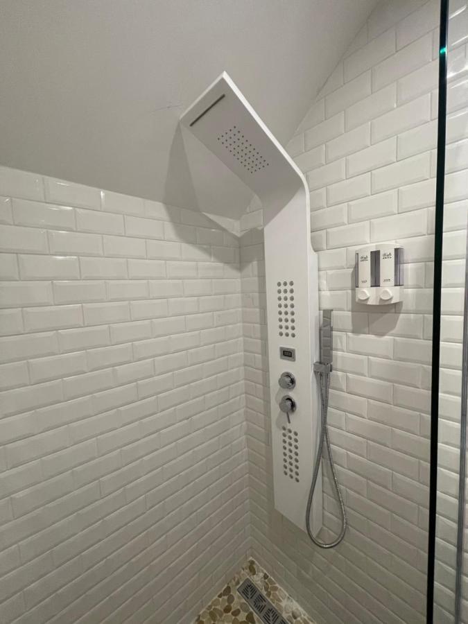 Appartement Hors Du Commun Avec Son Jacuzzi ซาลีส์-เดอ-เบอาร์น ภายนอก รูปภาพ