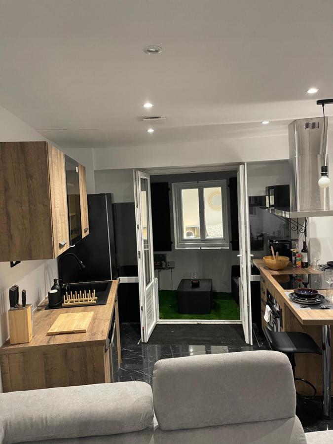 Appartement Hors Du Commun Avec Son Jacuzzi ซาลีส์-เดอ-เบอาร์น ภายนอก รูปภาพ