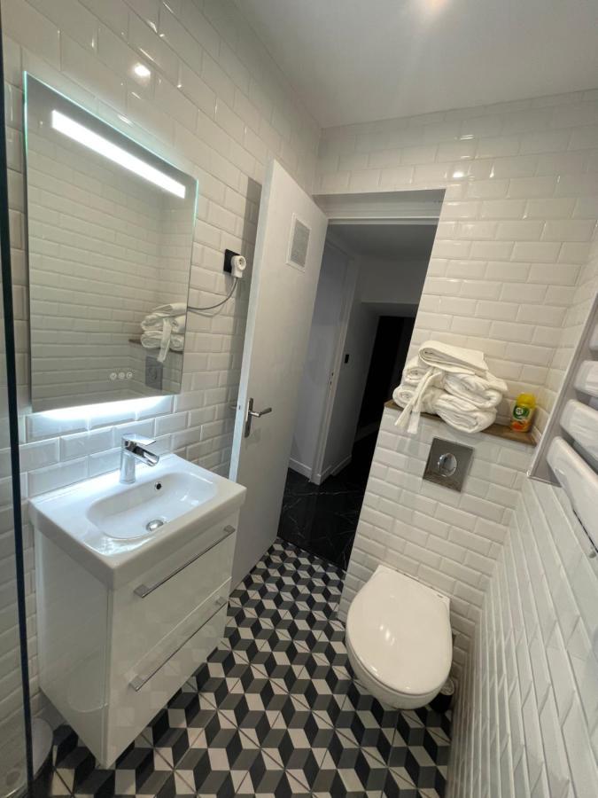 Appartement Hors Du Commun Avec Son Jacuzzi ซาลีส์-เดอ-เบอาร์น ภายนอก รูปภาพ